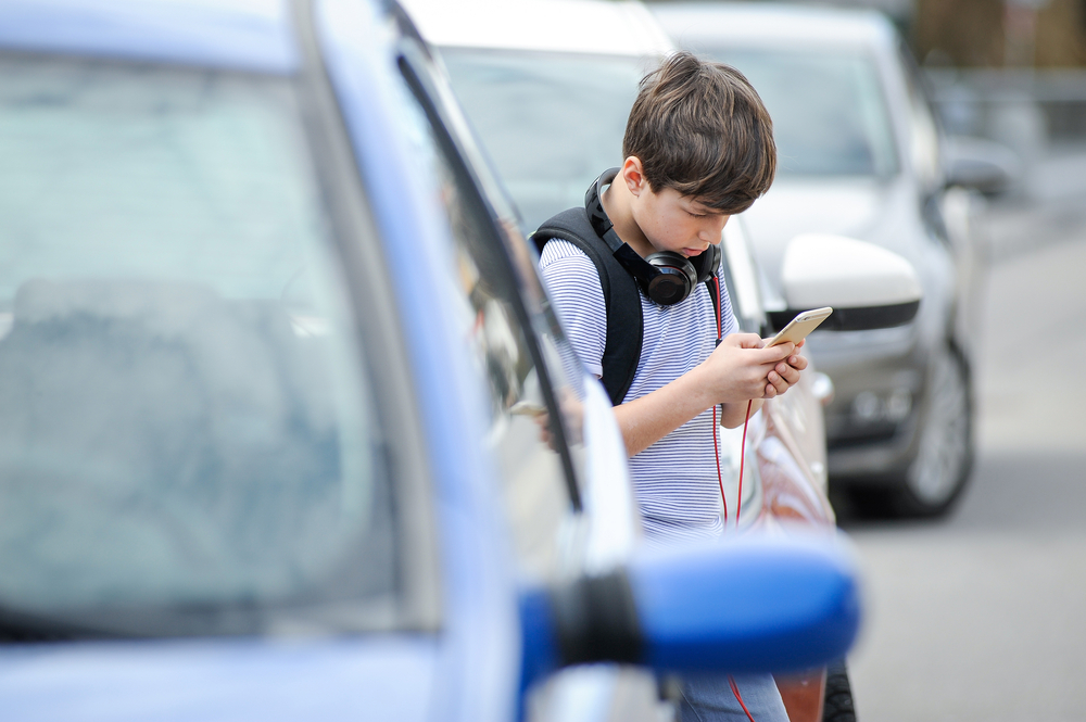 Top Things to Know Before You Buy or Set Up Your Child’s Cell Phone